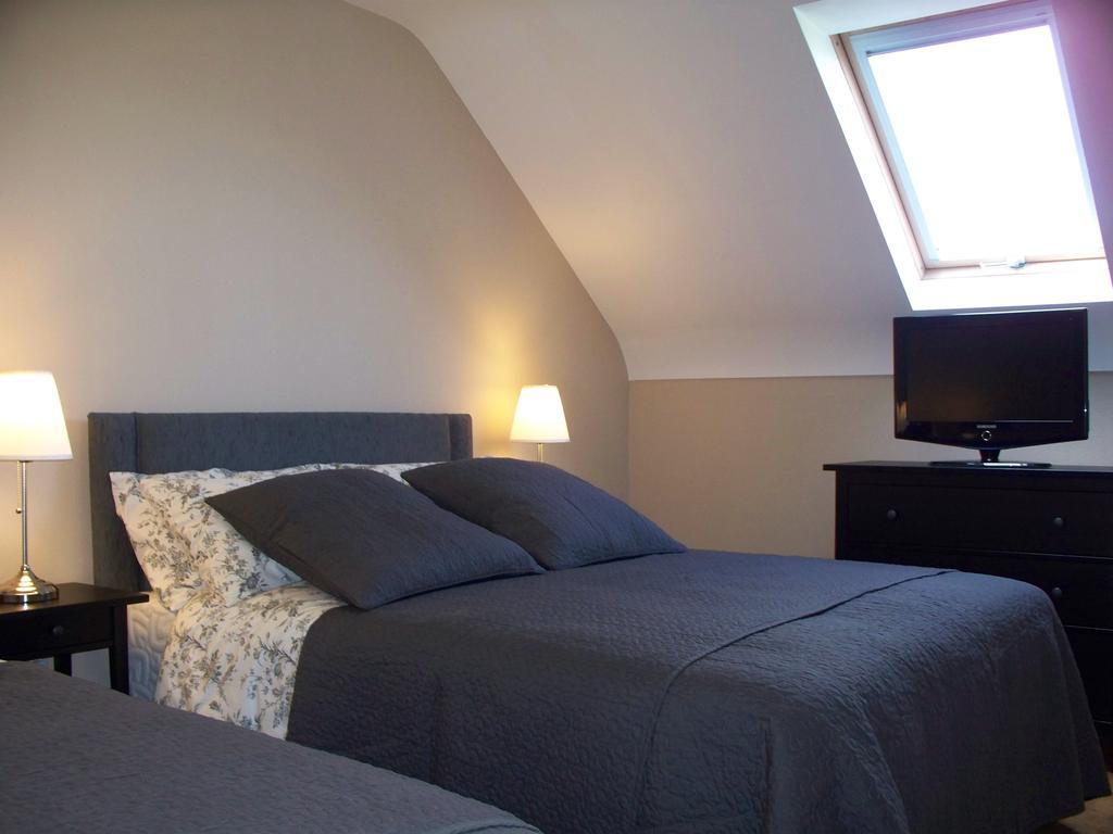 Blackberry Lodge Accommodation Doolin Habitación foto