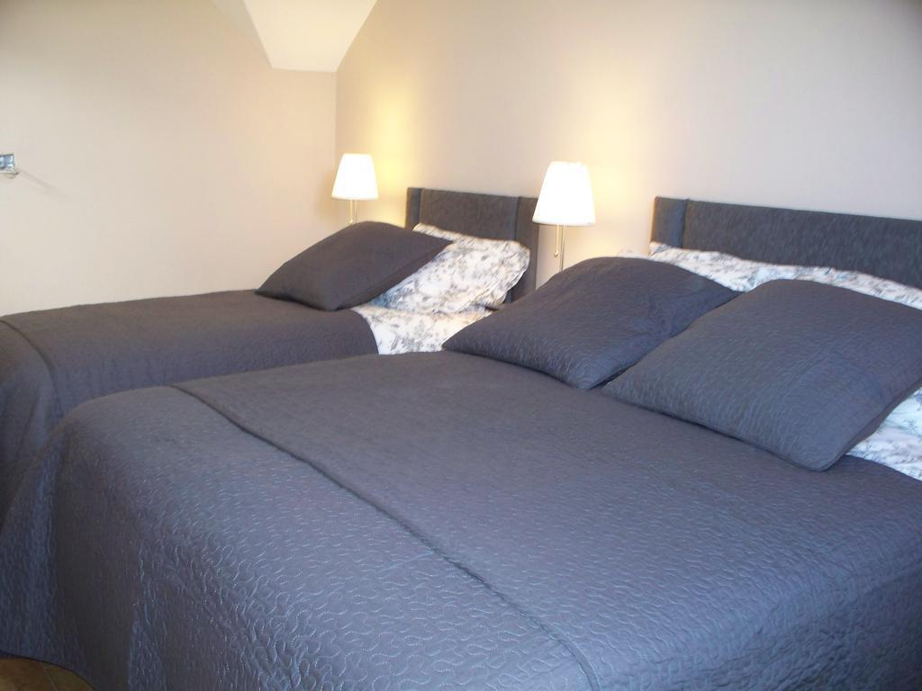 Blackberry Lodge Accommodation Doolin Habitación foto